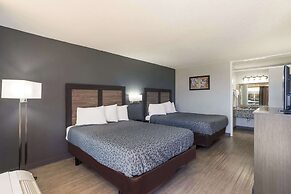 Econo Lodge Cave City