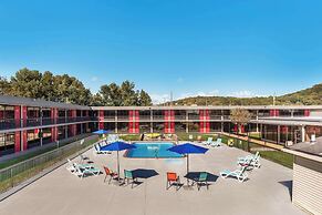 Econo Lodge Cave City