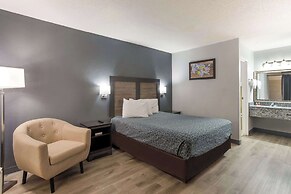 Econo Lodge Cave City