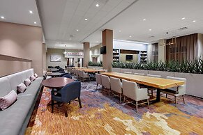 Embassy Suites by Hilton Jonesboro Red Wolf Convention Center