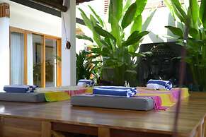 Villa Casablanca Surf Keramas