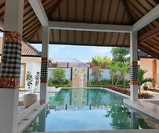 Villa Casablanca Surf Keramas