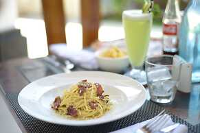 Villa Casablanca Surf Keramas