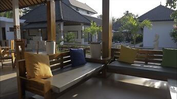 Villa Casablanca Surf Keramas