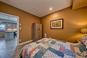 Semi-lakefront Luxury Blind Bay - Spring Specials! 2 Bedroom Cottage b