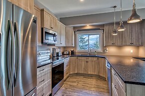 Semi-lakefront Luxury Blind Bay - Spring Specials! 2 Bedroom Cottage b