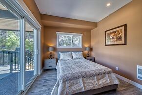 Semi-lakefront Luxury Blind Bay - Spring Specials! 2 Bedroom Cottage b