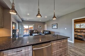 Semi-lakefront Luxury Blind Bay - Spring Specials! 2 Bedroom Cottage b