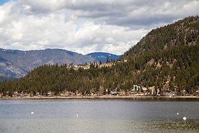 Semi-lakefront Luxury Blind Bay - Spring Specials! 2 Bedroom Cottage b