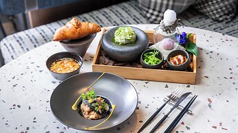 The Millennials Fukuoka