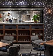 The Millennials Fukuoka