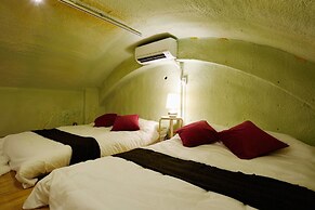 nid NAMBA at Adel Heim