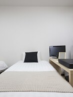 nid NAMBA at Adel Heim