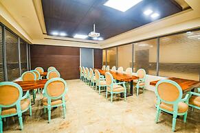 Hotel Shyampuriya Palace