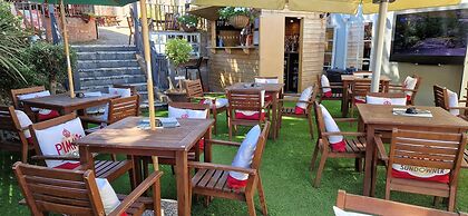 The Cross Keys