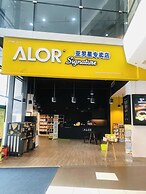 Warm & Cozy House at Oceanus