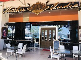 Warm & Cozy House at Oceanus