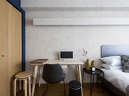 nid NAMBA at Residence East