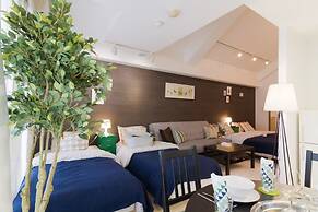 nid NAMBA at Residence East