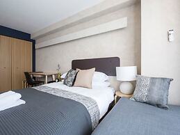 nid NAMBA at Residence East