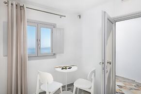 Veranda View - Adults Only