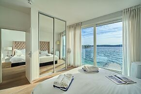 Livingstone Beach House