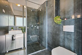 Livingstone Beach House