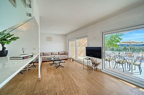 Livingstone Beach House