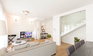 Livingstone Beach House