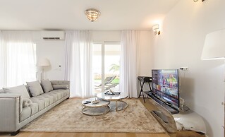 Livingstone Beach House