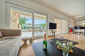 Livingstone Beach House