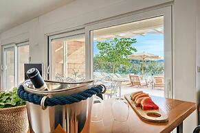 Livingstone Beach House