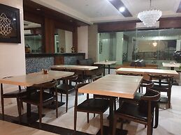 Ey Miner Suites Borromeo