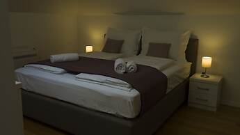 Presidential Suites Chica Cure