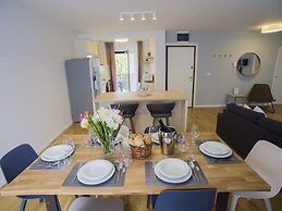 Presidential Suites Chica Cure