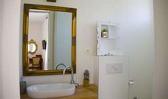 Presidential Suites Chica Cure