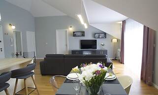 Presidential Suites Chica Cure