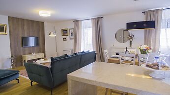 Presidential Suites Chica Cure