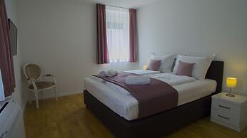 Presidential Suites Chica Cure