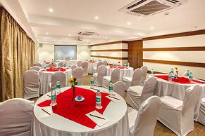 7 Apple Hotel - Viman Nagar Pune