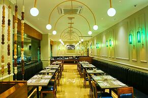 7 Apple Hotel - Viman Nagar Pune