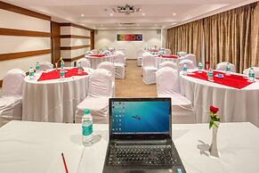 7 Apple Hotel - Viman Nagar Pune