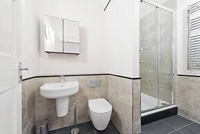 Henrietta Suites City Centre