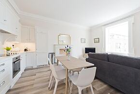 Henrietta Suites City Centre