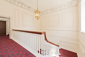 Henrietta Suites City Centre