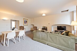 Henrietta Suites City Centre