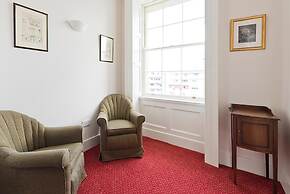 Henrietta Suites City Centre