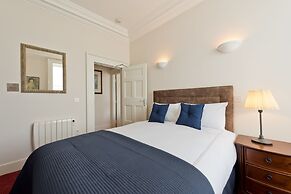Henrietta Suites City Centre