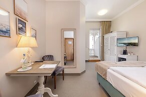 Strandhotel zur Promenade