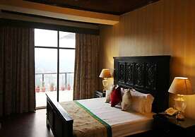 Adb Rooms The Oak Tree House